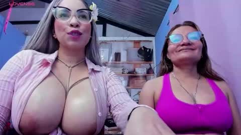 JADEMOOMS online show from 10-20-25, 09:59