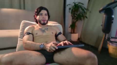 Jaden Feynman online show from 12-16-25, 03:33