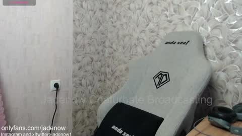 Jade online show from 10-01-25, 12:27
