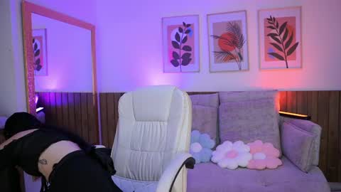 Jade Summer online show from 06-19-26, 11:36