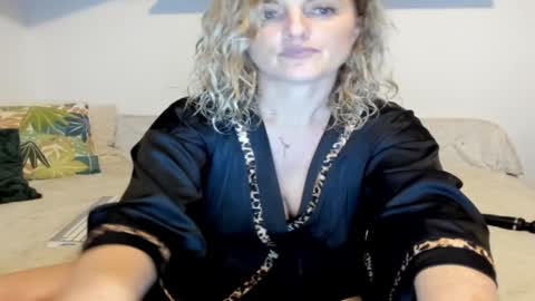 elena online show from 02-05-25, 05:41