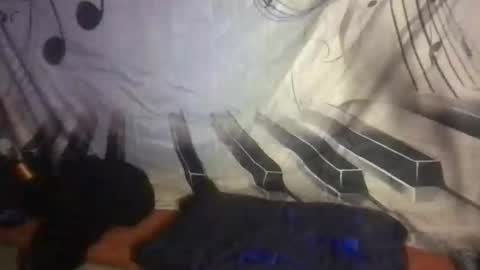 Snapshot of jaehamilton chatting on 10-05-25, 09:29 jaehamilton online show from 10-05-25, 09:29