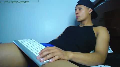 jahn_ashford1 online show from 12-14-24, 05:40