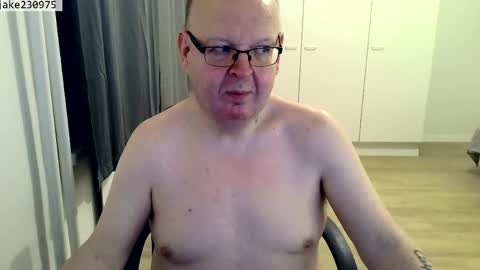Jake2309 online show from 05-05-26, 07:44