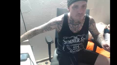 showingitoff online show from 10-22-25, 03:51