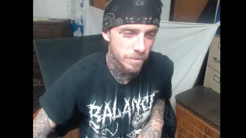 showingitoff online show from 12-22-25, 06:43