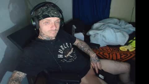 Snapshot of jake265897 chatting on 02-10-26, 05:22 showingitoff online show from 02-10-26, 05:22