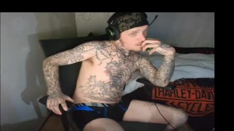 Snapshot of jake265897 chatting on 03-10-26, 02:49 showingitoff online show from 03-10-26, 02:49