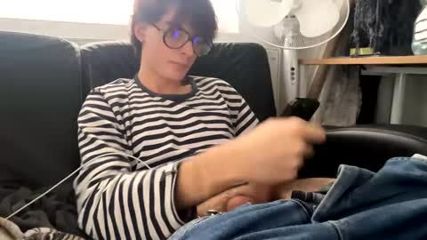 jake28822728 online show from 09-29-25, 02:00