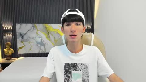 Snapshot of jake_evanss_ chatting on 10-02-25, 08:27 JAKE online show from 10-02-25, 08:27