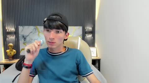 Snapshot of jake_evanss_ chatting on 10-07-25, 08:39 JAKE online show from 10-07-25, 08:39