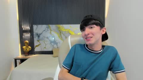 Snapshot of jake_evanss_ chatting on 10-20-25, 08:20 JAKE online show from 10-20-25, 08:20