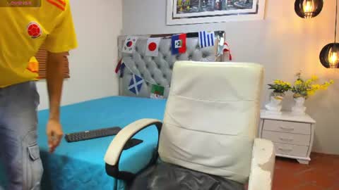 Snapshot of jake_falcon chatting on 06-24-26, 11:31 jake_falcon online show from 06-24-26, 11:31