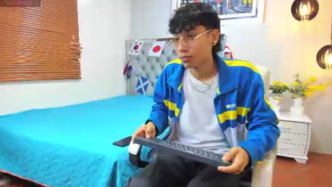 Snapshot of jake_falcon chatting on 06-25-26, 11:26 jake_falcon online show from 06-25-26, 11:26