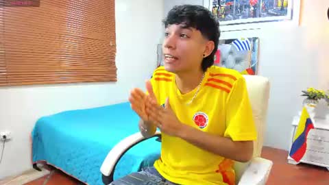 Snapshot of jake_falcon chatting on 07-04-26, 11:38 jake_falcon online show from 07-04-26, 11:38