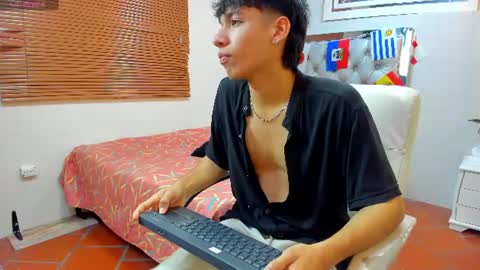 Snapshot of jake_falcon chatting on 07-23-26, 11:30 jake_falcon online show from 07-23-26, 11:30
