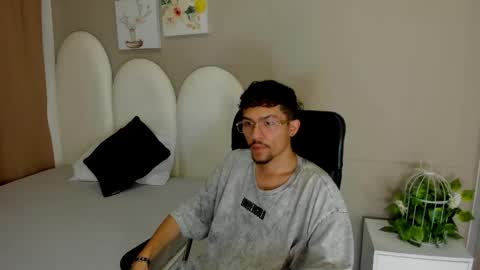 Snapshot of jake_miller__ chatting on 06-01-26, 07:26 Jake online show from 06-01-26, 07:26