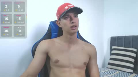 Hi guys im new 3 online show from 12-05-25, 08:49