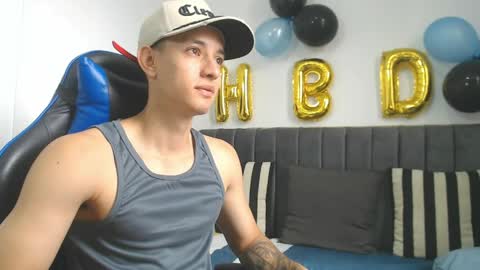 Hi guys im new 3 online show from 04-29-26, 03:05