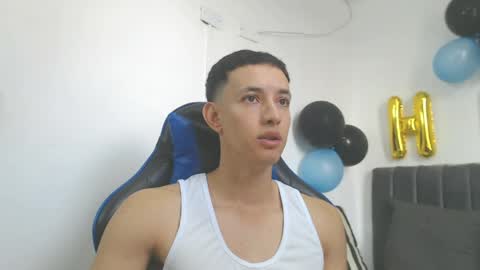 Hi guys im new 3 online show from 04-30-26, 05:19