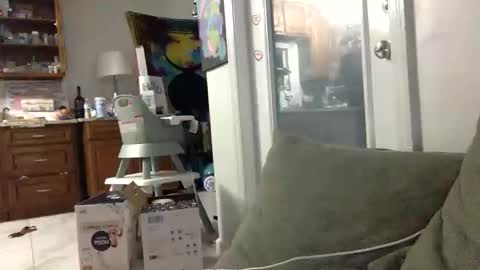 Snapshot of jakeandhissnakee chatting on 05-09-26, 12:05 jakeandhissnakee online show from 05-09-26, 12:05