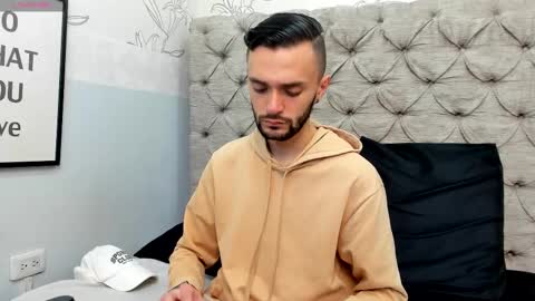 Snapshot of jakemagnus_ chatting on 12-30-24, 12:20 jakemagnus_ online show from 12-30-24, 12:20