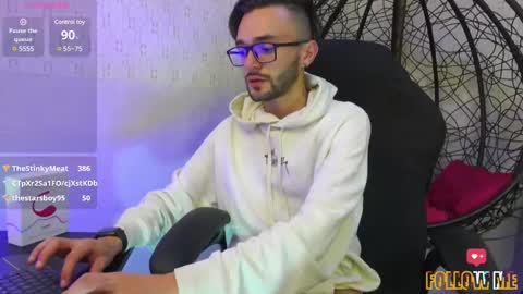 Snapshot of jakemagnus_ chatting on 02-12-25, 08:06 jakemagnus_ online show from 02-12-25, 08:06