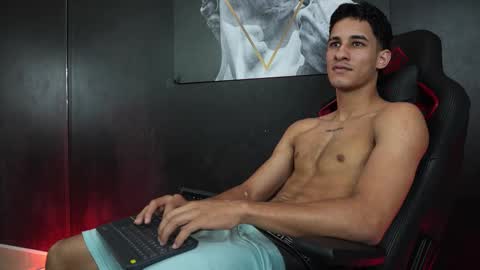 Snapshot of jakemoxley chatting on 11-06-25, 02:51 JakeMoxley online show from 11-06-25, 02:51