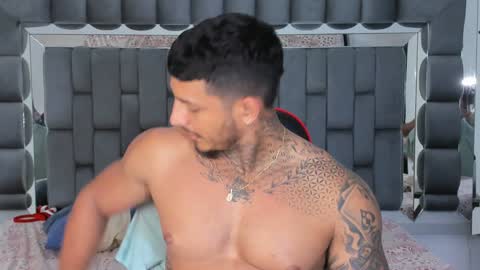 my name is sebas If you come here dont hesitate to say hello Im a guy who really likes having conversations and having hot online show from 12-09-24, 04:01