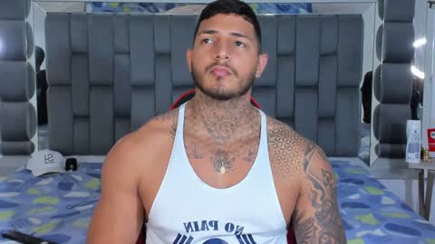 my name is sebas If you come here dont hesitate to say hello Im a guy who really likes having conversations and having hot online show from 01-04-25, 02:14