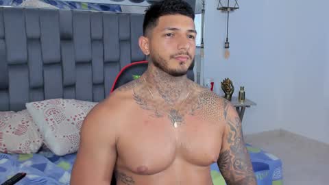 my name is sebas If you come here dont hesitate to say hello Im a guy who really likes having conversations and having hot online show from 01-13-25, 09:09