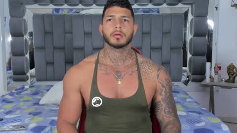 my name is sebas If you come here dont hesitate to say hello Im a guy who really likes having conversations and having hot online show from 01-31-25, 12:39