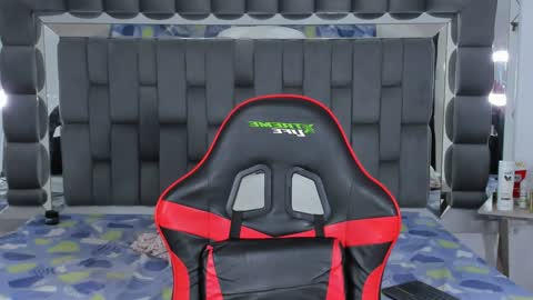 my name is sebas If you come here dont hesitate to say hello Im a guy who really likes having conversations and having hot online show from 02-04-25, 03:54