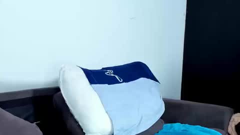 my name is sebas If you come here dont hesitate to say hello Im a guy who really likes having conversations and having hot online show from 09-11-25, 02:06