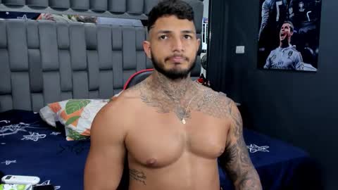 my name is sebas If you come here dont hesitate to say hello Im a guy who really likes having conversations and having hot online show from 01-10-26, 10:14