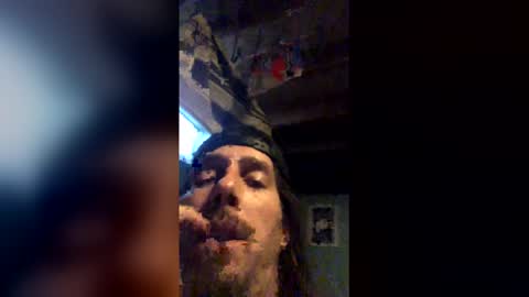 jakthasnak420 online show from 05-18-26, 12:40