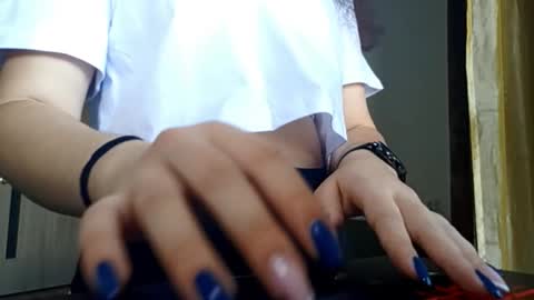 Lisa online show from 09-21-25, 01:02