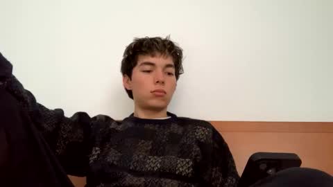 Snapshot of jalogan chatting on 01-24-25, 08:23 August online show from 01-24-25, 08:23