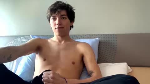 Snapshot of jalogan chatting on 02-18-25, 09:43 August online show from 02-18-25, 09:43