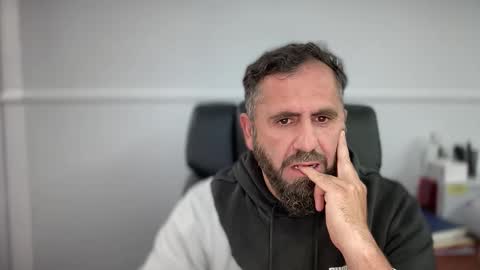 Snapshot of jam0786 chatting on 11-12-25, 02:56 jam0786 online show from 11-12-25, 02:56