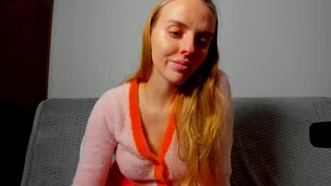 Snapshot of jam_cream chatting on 02-20-26, 10:16 Sofia online show from 02-20-26, 10:16