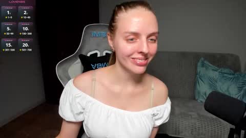 Snapshot of jam_cream chatting on 03-08-26, 08:34 Sofia online show from 03-08-26, 08:34