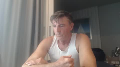 Snapshot of jam_on_it chatting on 02-26-25, 06:37 JAM online show from 02-26-25, 06:37