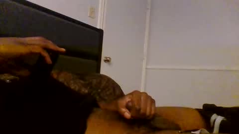 Snapshot of jamacianmehorny chatting on 12-18-24, 07:04 Jamacian online show from 12-18-24, 07:04