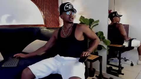   online show from 06-18-26, 08:57