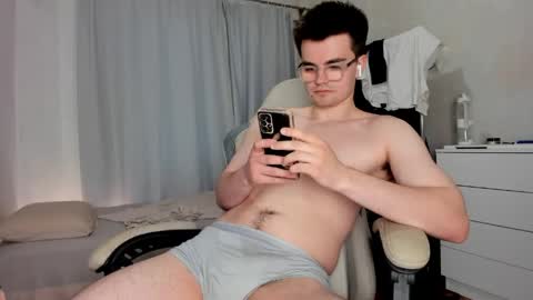 Hey there Im Jame online show from 05-11-26, 11:38
