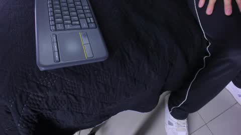 james_06_ online show from 04-08-26, 11:21