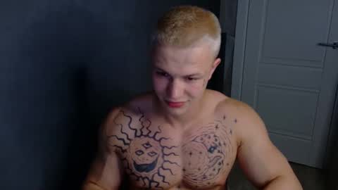 Snapshot of james__noah chatting on 10-10-25, 07:46 James Noah online show from 10-10-25, 07:46