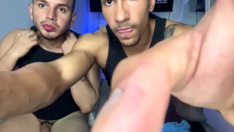 james_and_max online show from 03-07-25, 01:09