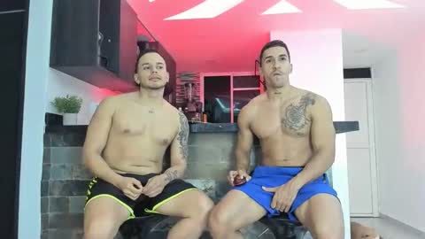 james_and_max online show from 05-04-26, 04:41